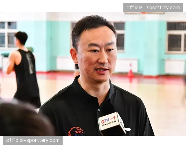 青岛队年轻阵容成长迅速 刘维伟培养新人成效显著